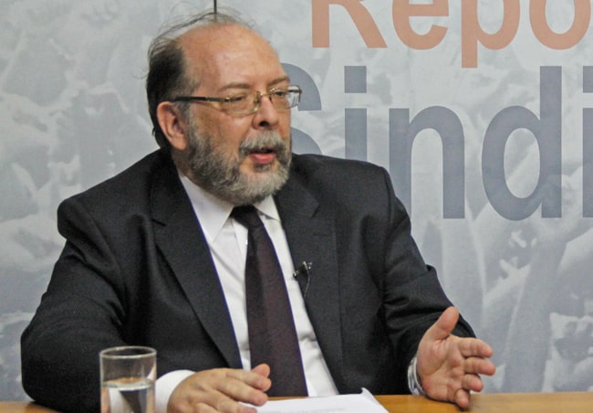 Mercado é 0,5% da população, diz economista presidente do Corecon