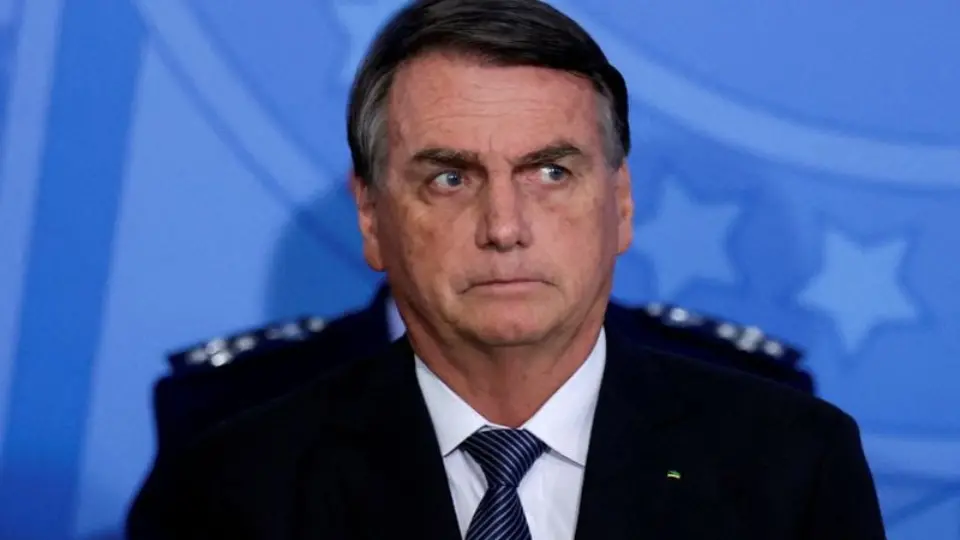Bolsonaro espionou adversários ilegalmente e colocou a presidência a serviço do crime, acusa PF