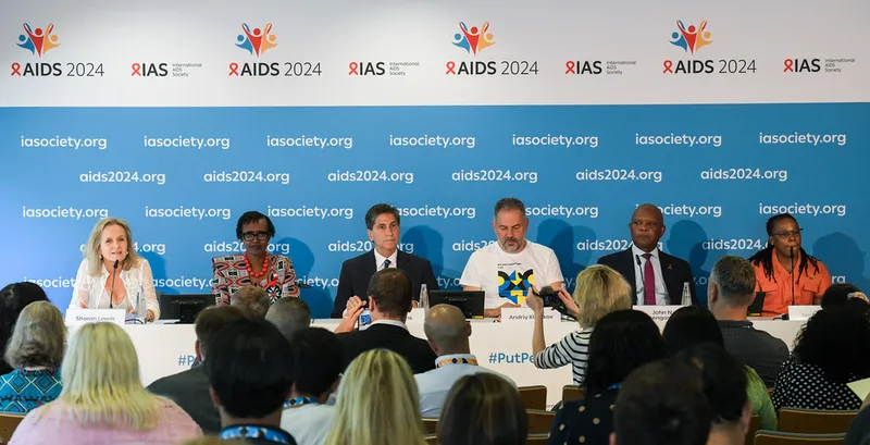  Mundo está perdendo terreno na luta contra o HIV, e conservadorismo tem tudo a ver com isso