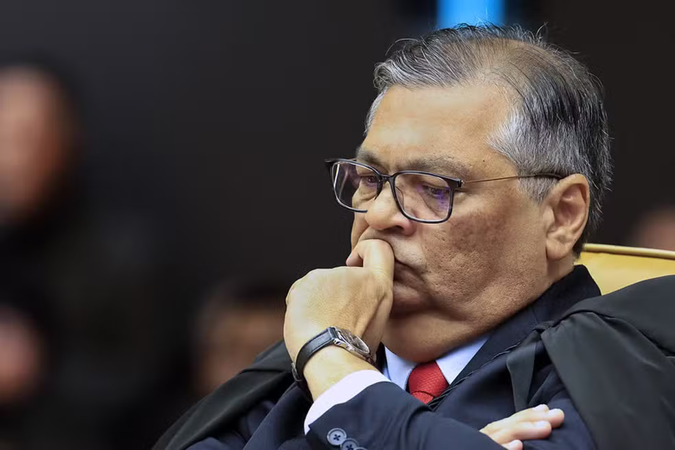 Dino sugere que STF revisite a decisão que permitiu a ampla terceirização