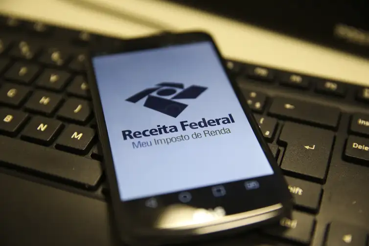 Rumo das medidas está acertado, diz economista
