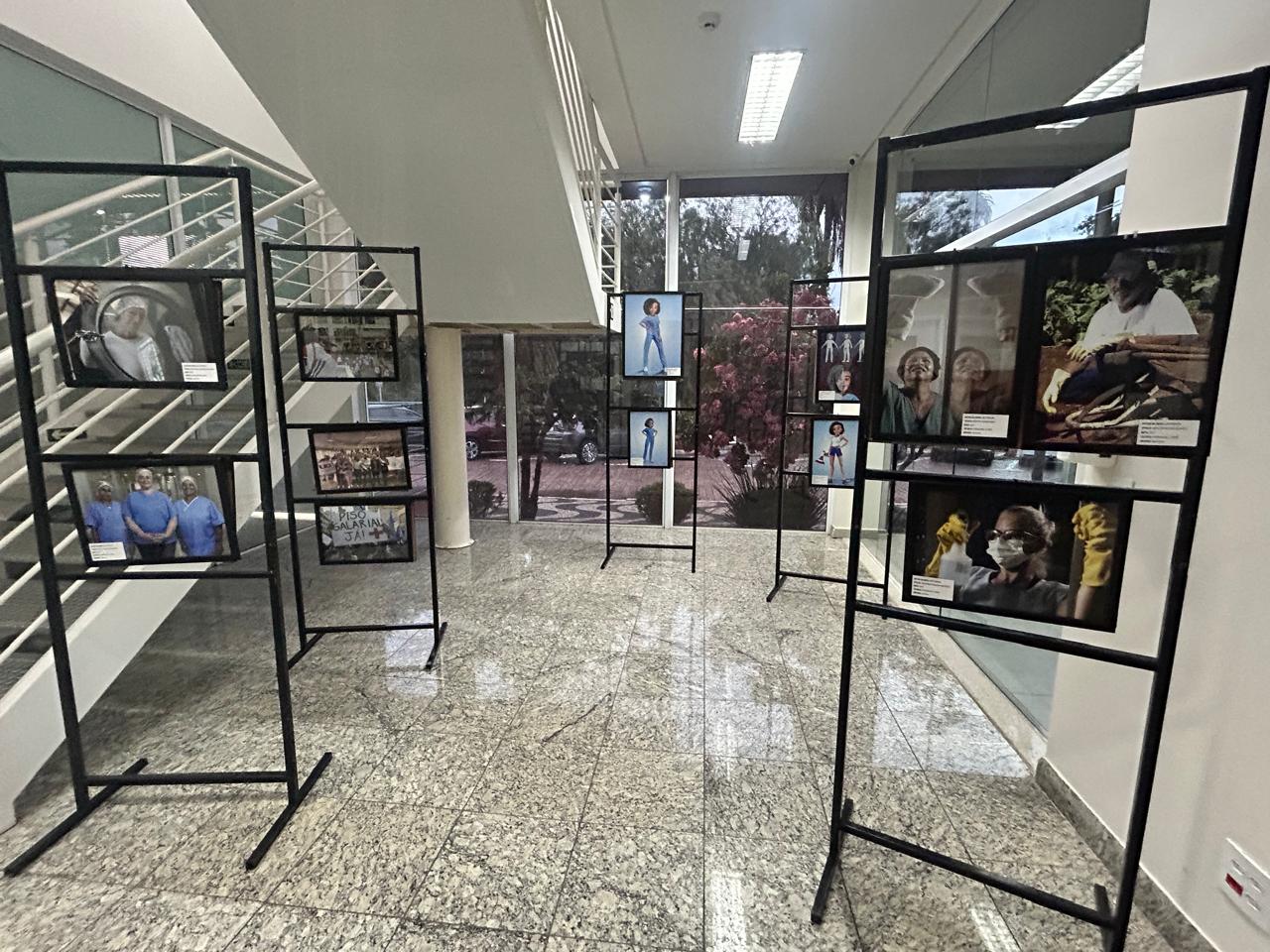 Sinsaúde encerra exposição "Cultura, Arte e Saúde - A Arte da Comunicação" na Santa Casa de Valinhos