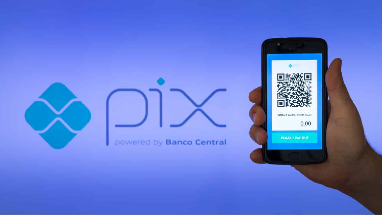 Governo publica MP que proíbe taxar ou cobrar valor adicional no Pix