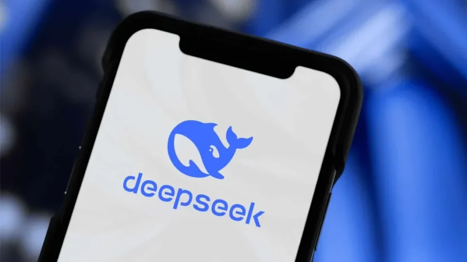  DeepSeek: novo modelo de IA chinesa supera ChatGPT nos EUA e derruba ações de empresas