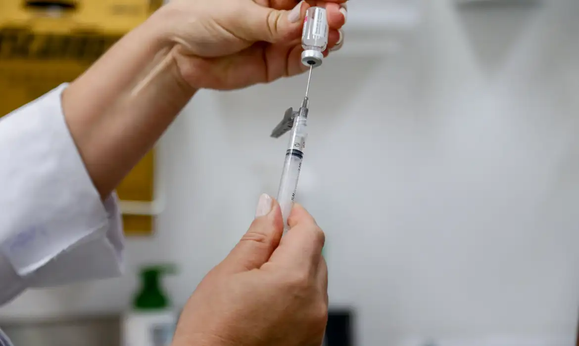 Saúde vai reforçar vacinação contra febre amarela em quatro estados