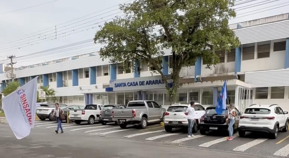 Sinsaúde convoca trabalhadores da Santa Casa de Araras para conferência do depósito do FGTS