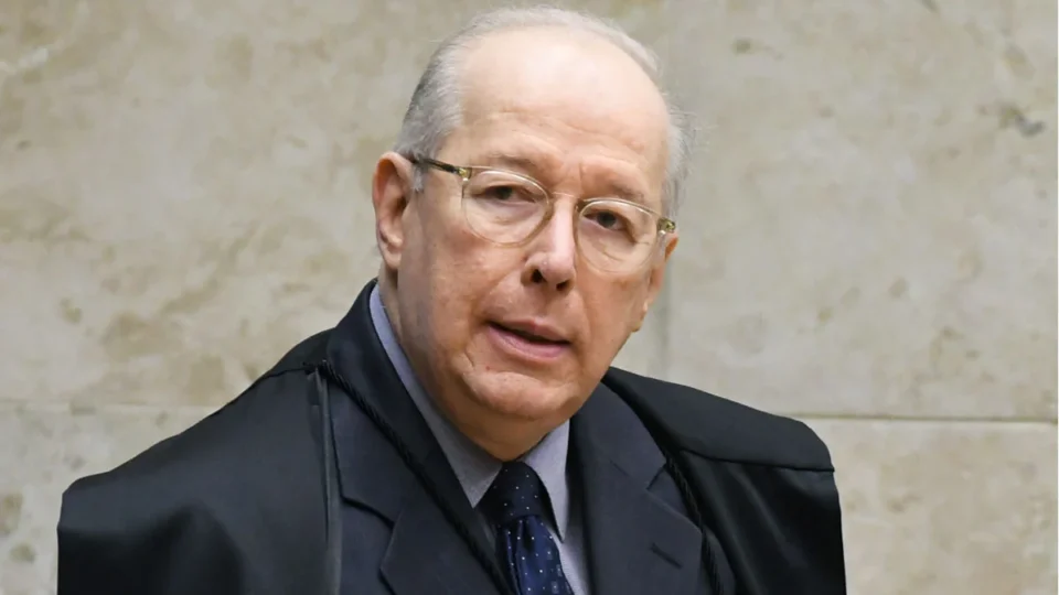 Ministro Celso de Mello: Projeto de anistia transgride Constituição