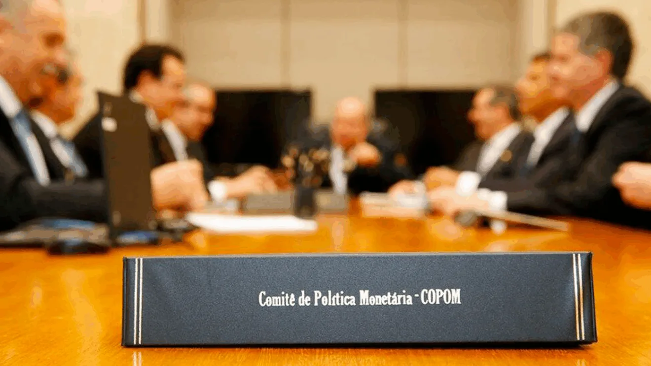 UGT repudia alta da Selic: decisão do Copom afunda produção e favorece especuladores
