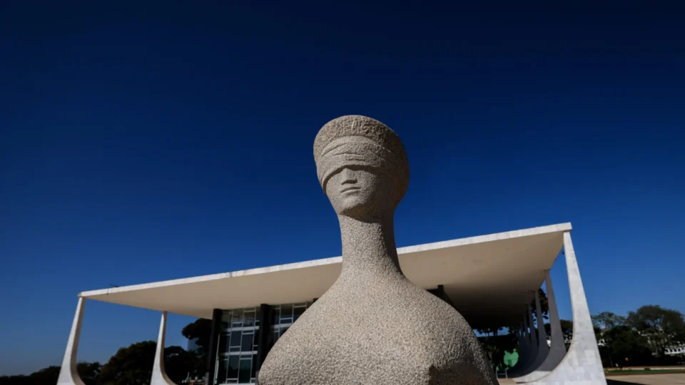 STF forma maioria para responsabilizar redes sociais por conteúdos de usuários
