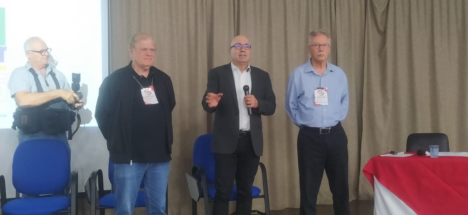 Prefeito de Campinas visita evento da UGT-SP