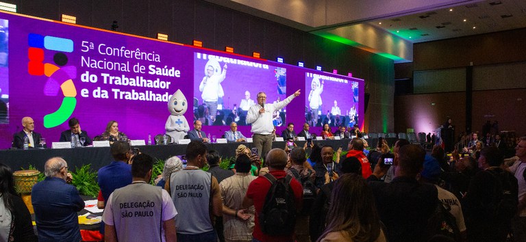 Diretores do Sinsaúde participam da 5ª Conferência Nacional de Saúde do Trabalhador e da Trabalhadora