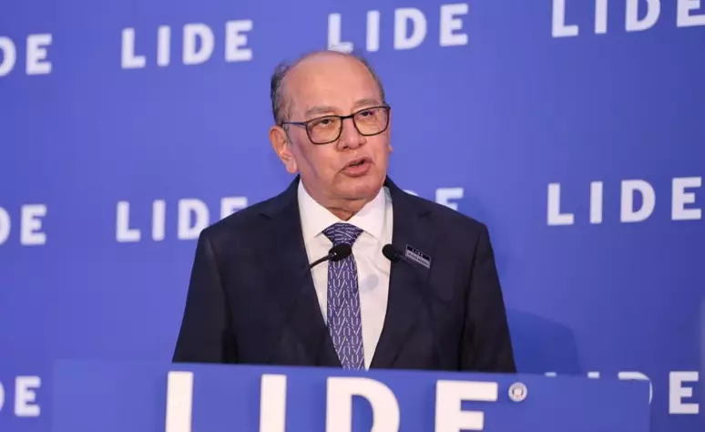 Gilmar Mendes chama CLT de 'vaca sagrada' e 'dogma' ao defender flexibilização das relações trabalhistas