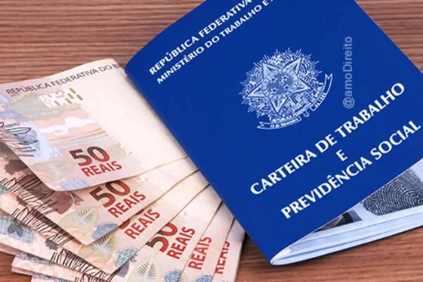 Brasil cria mais 129 mil empregos formais em julho
