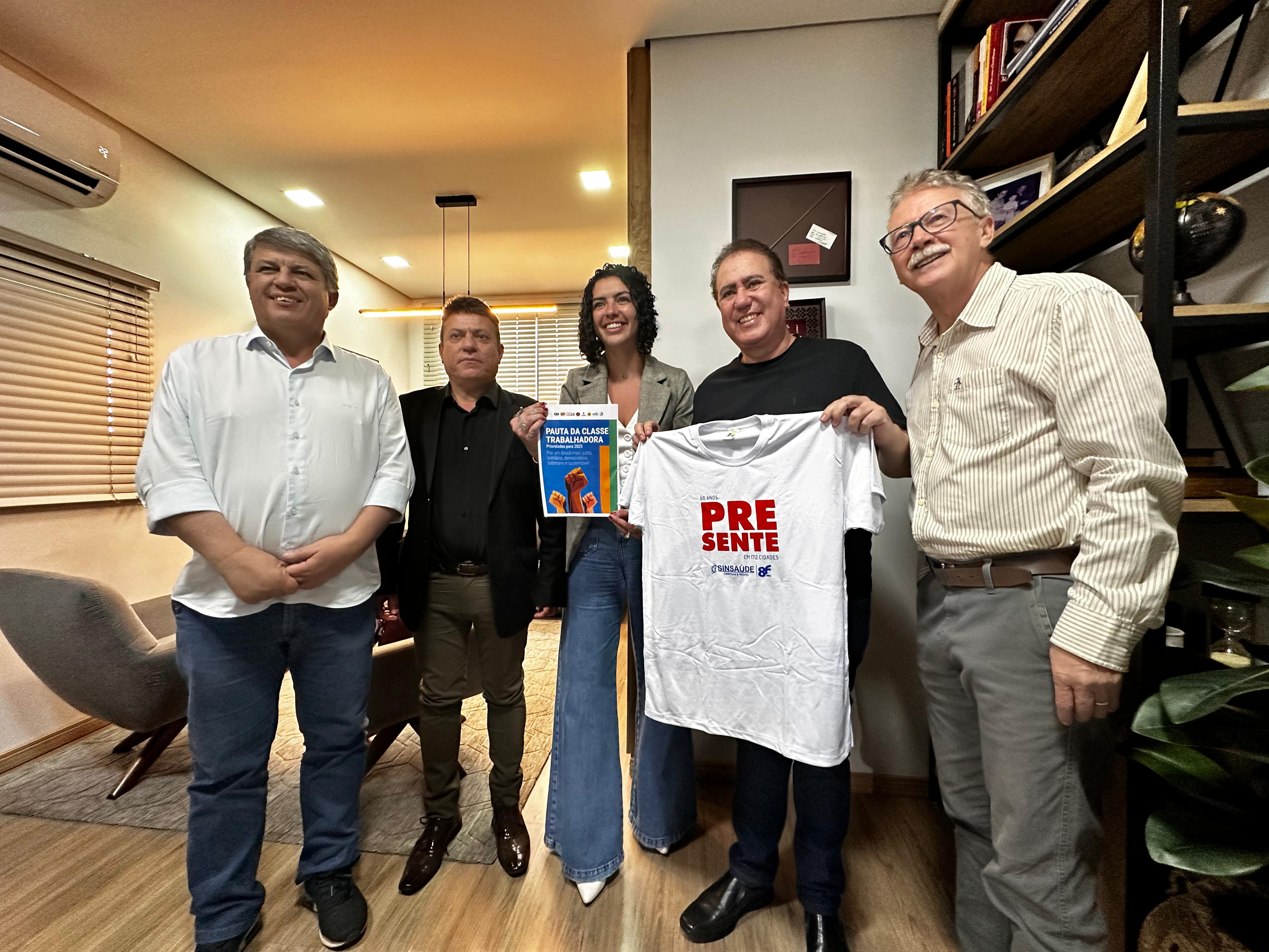  Sinsaúde entrega Pauta da Classe Trabalhadora ao deputado federal Jonas Donizette