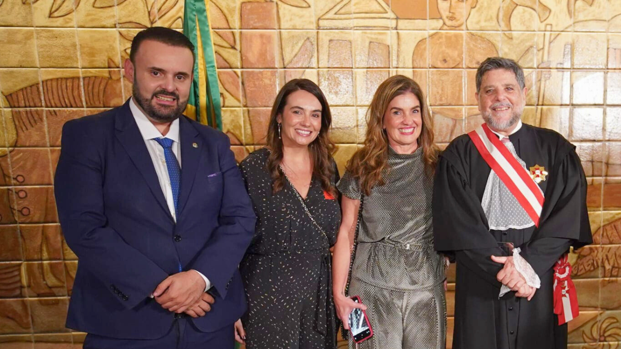 SinsaúdeSP prestigia posse do novo presidente do TST ao lado de Lula e Alckmin