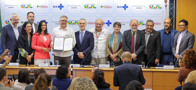 Ministério da Saúde cria auxílio de transporte para garantir acesso de pacientes à radioterapia