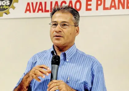 O fim da CLT é a liberdade que oprime