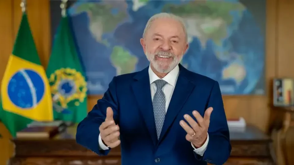 Isenção do IR injeta R$ 28 bilhões na economia, diz Lula