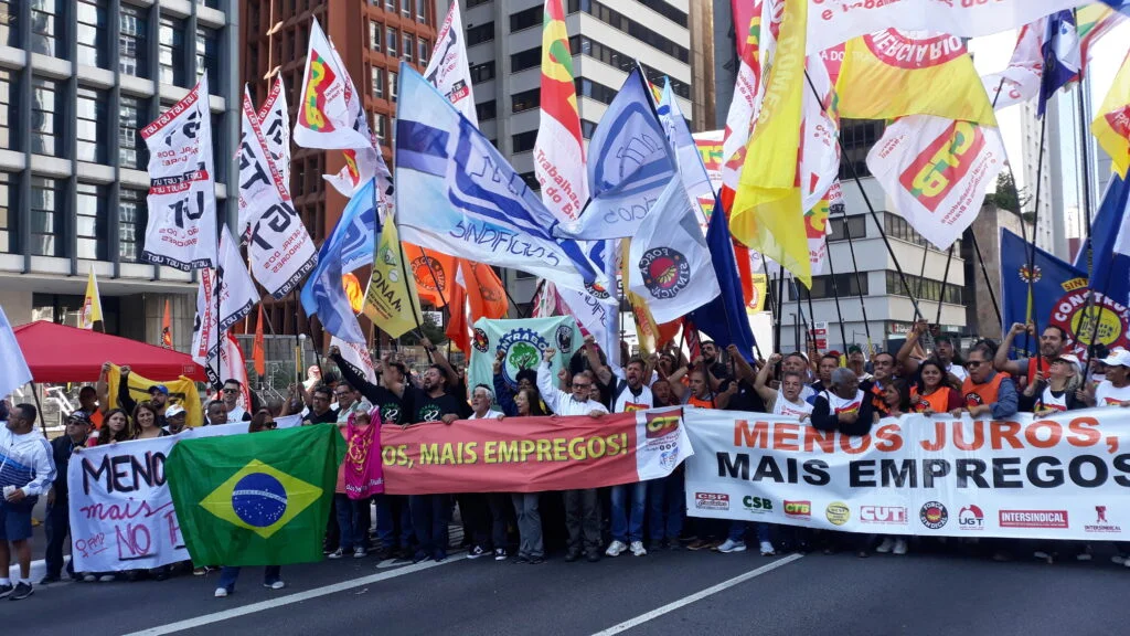 Melhora a avaliação sindical pelos trabalhadores, segundo  pesquisa