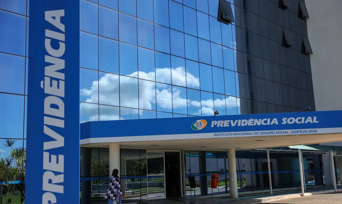 Portaria amplia temporariamente prazo de auxílio-doença sem perícia