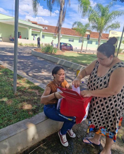 Eleição do SindsaúdeJaú sofre contratempo em hospital de Brotas: funcionários votam no meio da rua