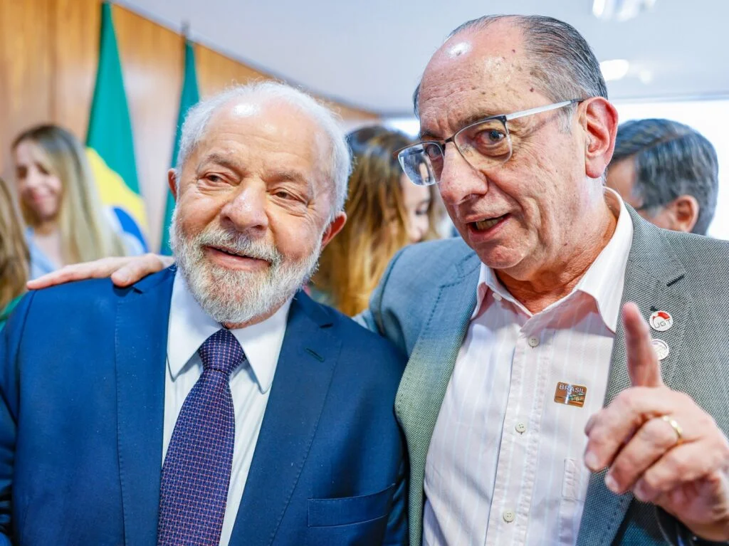 Líder da UGT está otimista quanto a 2026