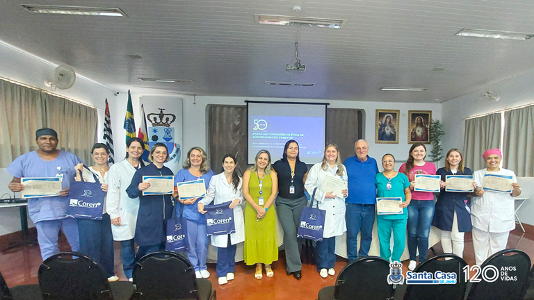  Comissão de Ética de Enfermagem da Santa Casa de Jahu toma posse