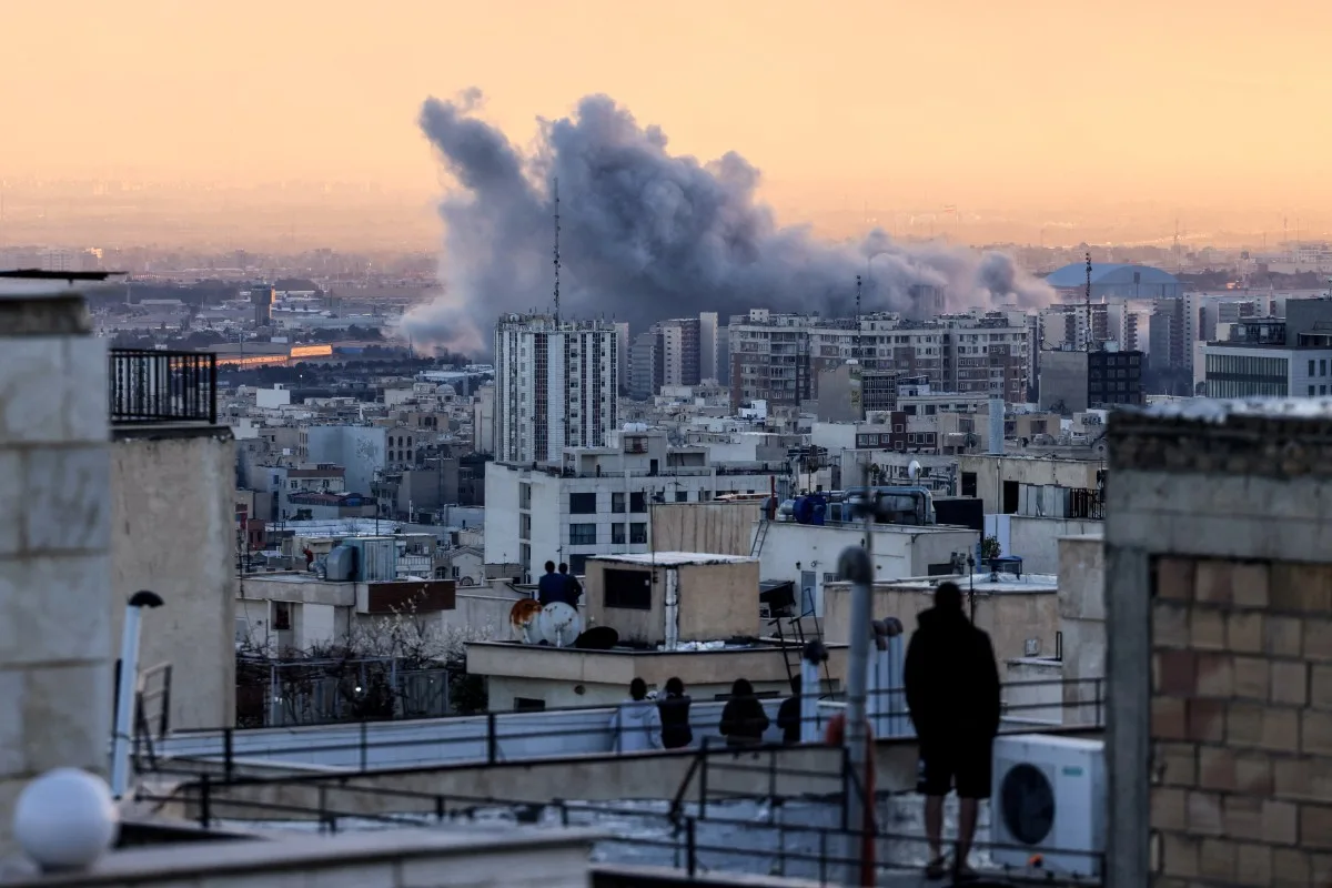 Agressão de EUA e Israel se intensifica e atinge 24 das 31 províncias do Irã; 787 pessoas foram mortas