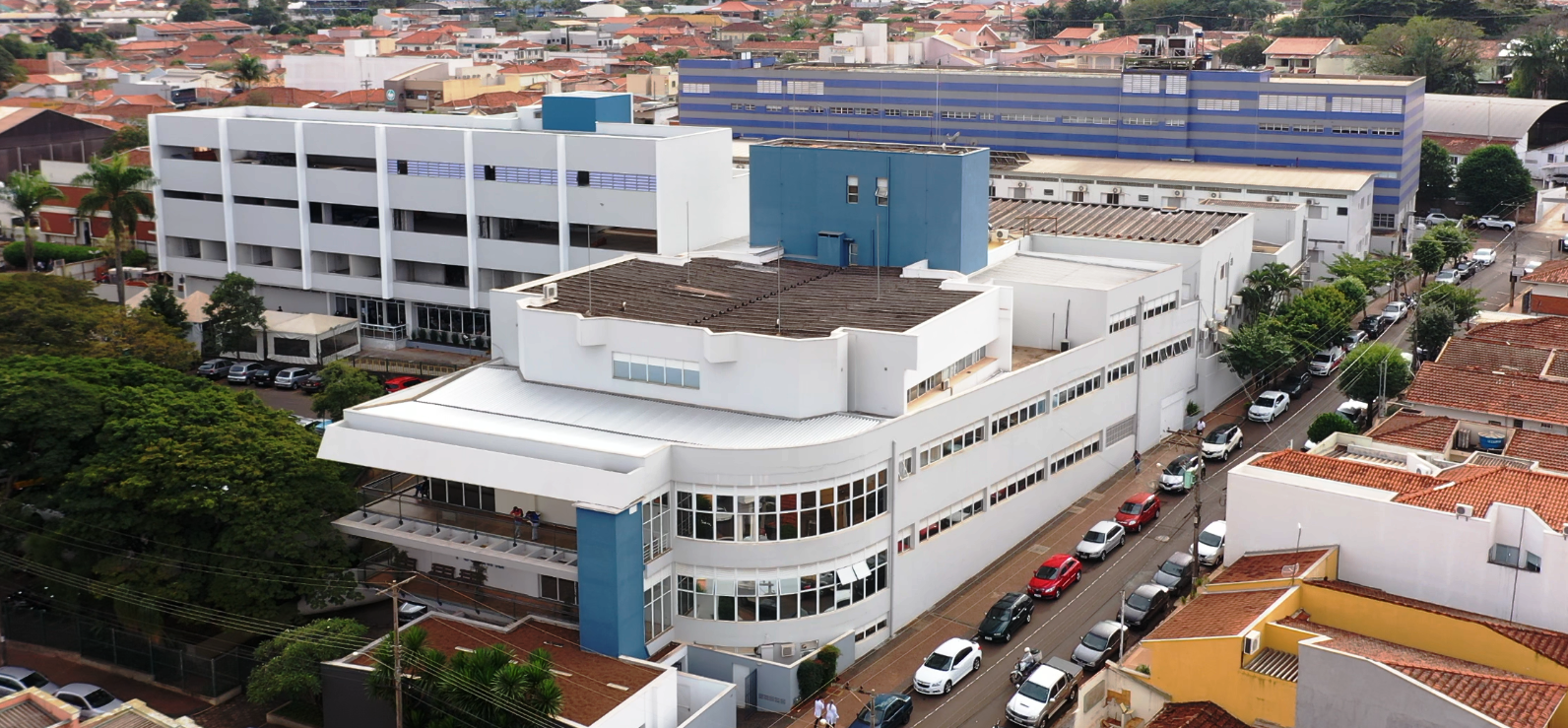 Março Azul-Marinho: prevenção e diagnóstico precoce do câncer colorretal