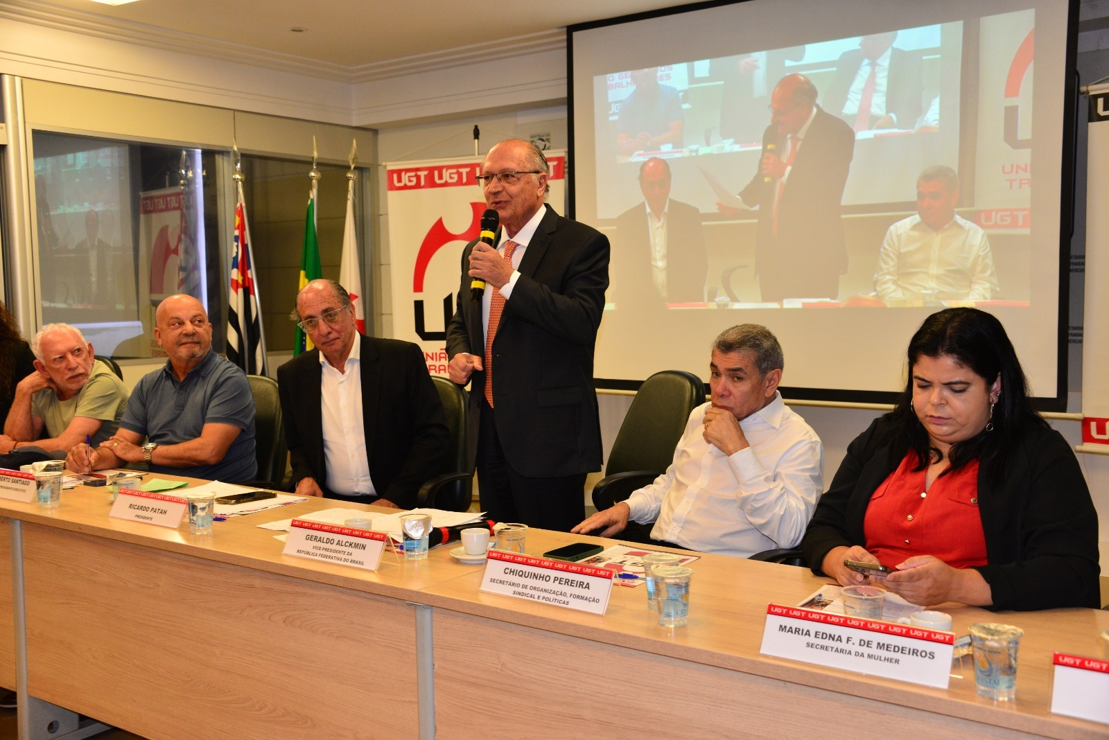 UGT recebe Geraldo Alckmin e reforça agenda prioritária para os trabalhadores