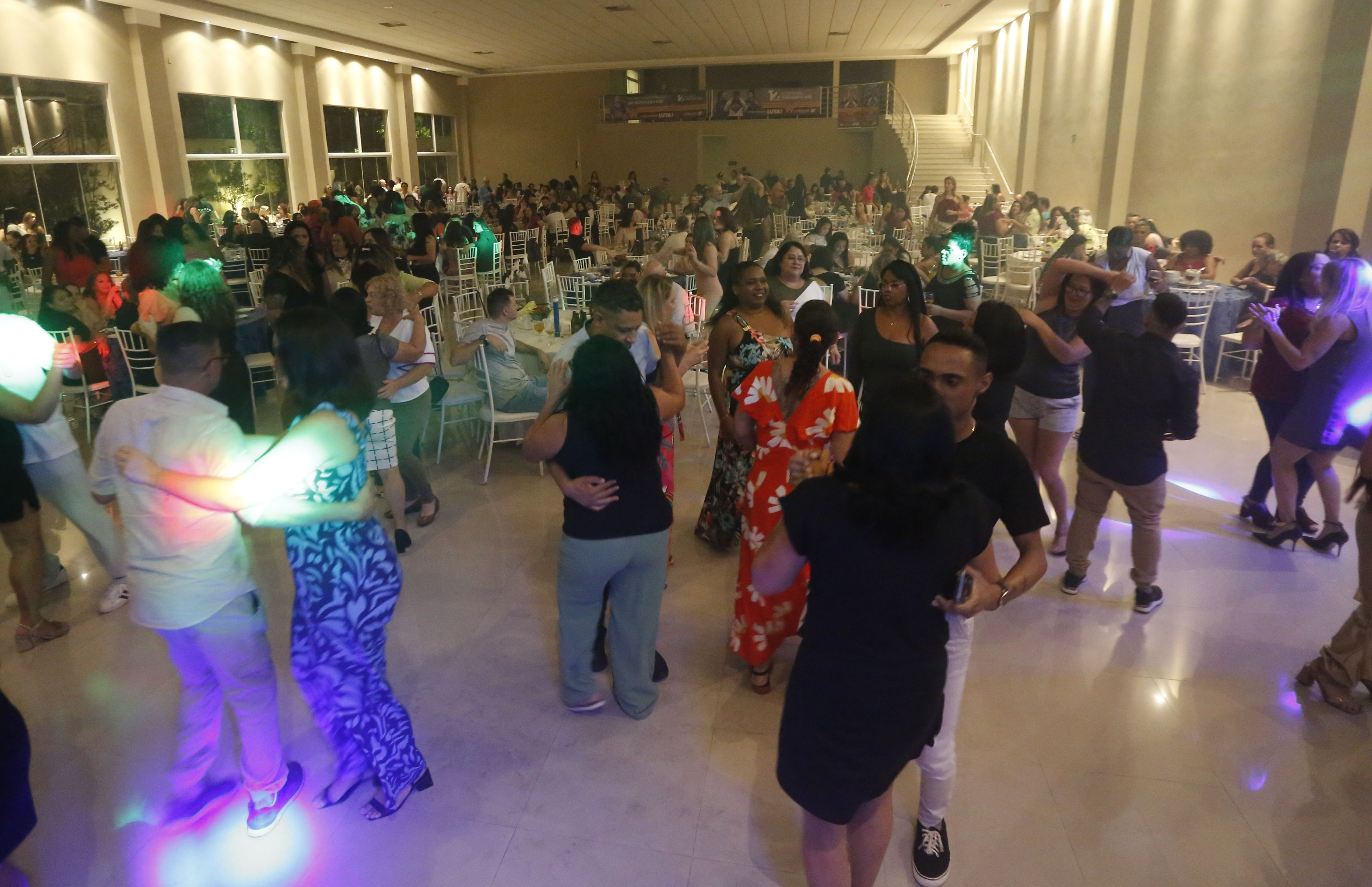 Sinsaúde em Americana realiza festa e homenagem ao trabalhador da saúde com acesso por QR Code