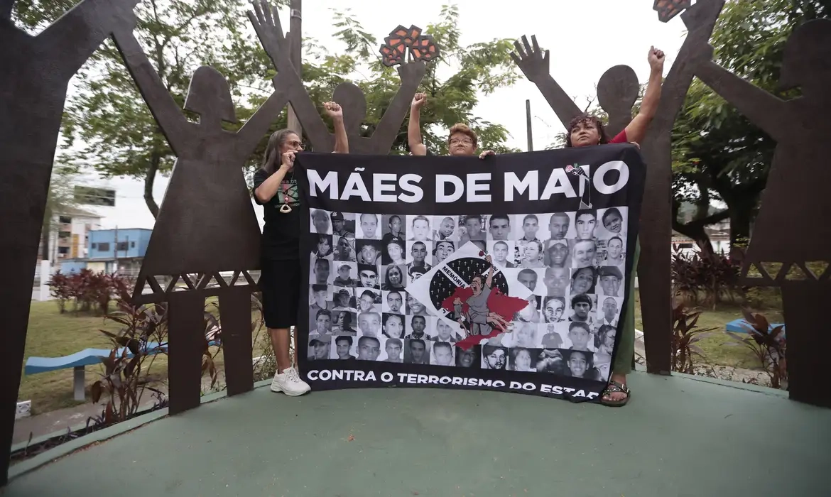 Mães de Maio propõem lei para enfrentar violência policial no país
