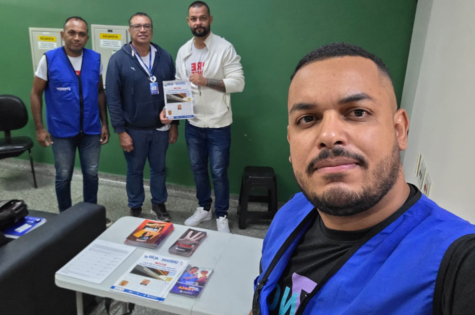 Sinsaúde presente no HES para tratar de ações e campanha salarial
