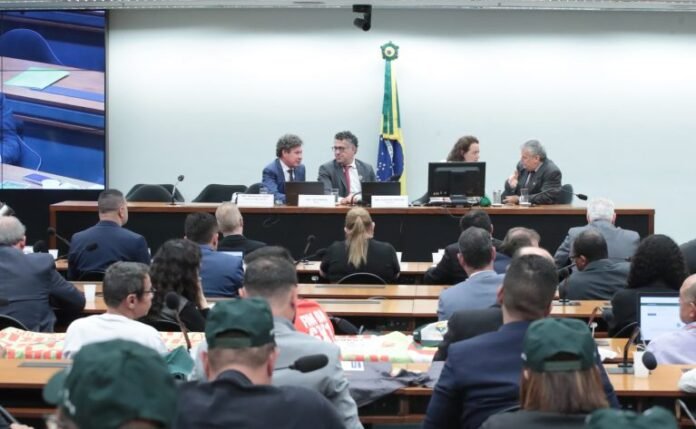  Diap defende jornada de 40 horas já