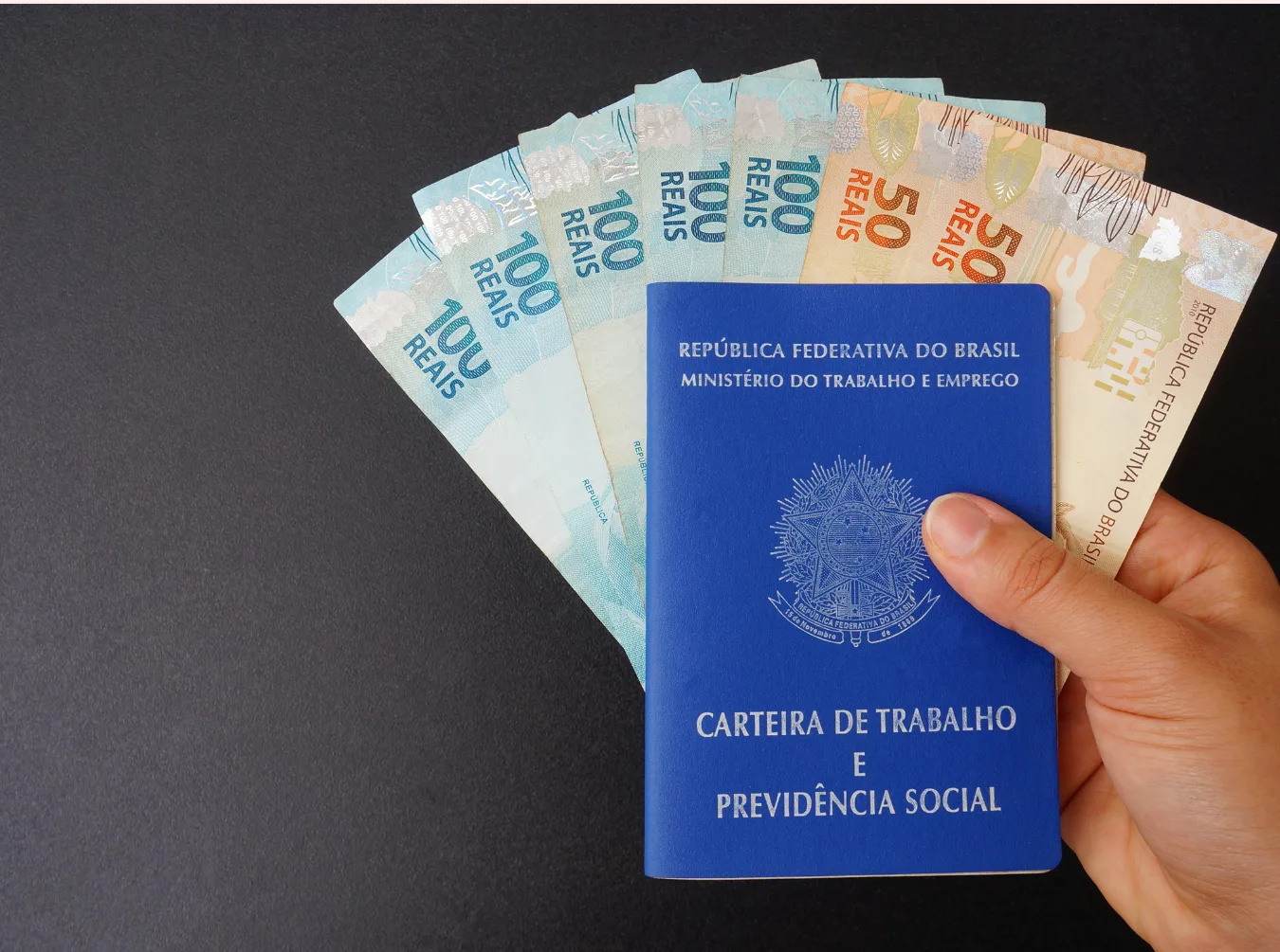 Novo piso paulista entra em vigor e Sinsaúde orienta trabalhadores a conferirem salários