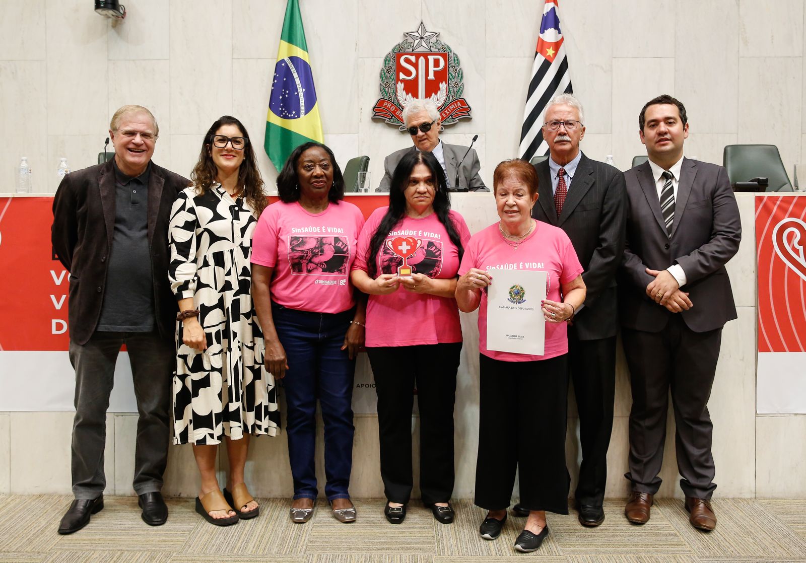 Homenagem na Alesp ao trabalhador da saúde é momento de comemoração e reflexão sobre a categoria