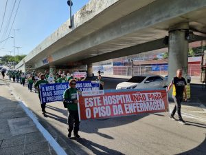  Sindsaúde Ceará protesta com teatro mudo e Uni Américas repudia tentativa da Hapvida de silenciar trabalhadores  
