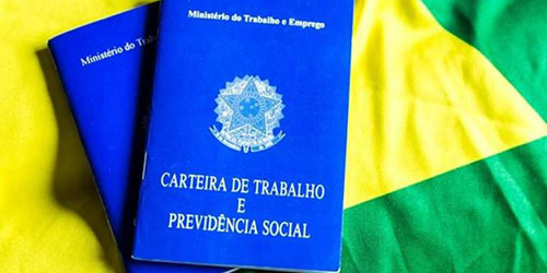 Brasil cria 129 mil vagas de emprego formal no melhor mês de abril em 6 anos