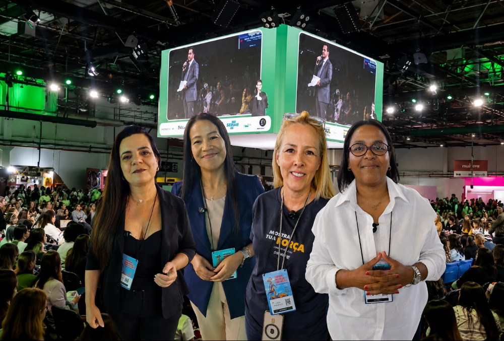 Diretoras do Sinsaúde participam do Summit nas Profissões 2026