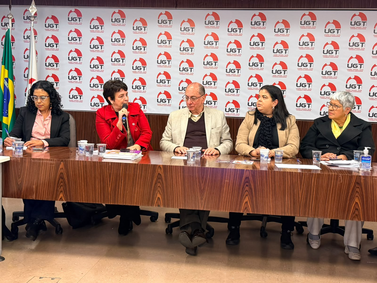 UGT lança cartilha "Carta à Mulher Brasileira" e reafirma compromisso histórico com a igualdade de oportunidades