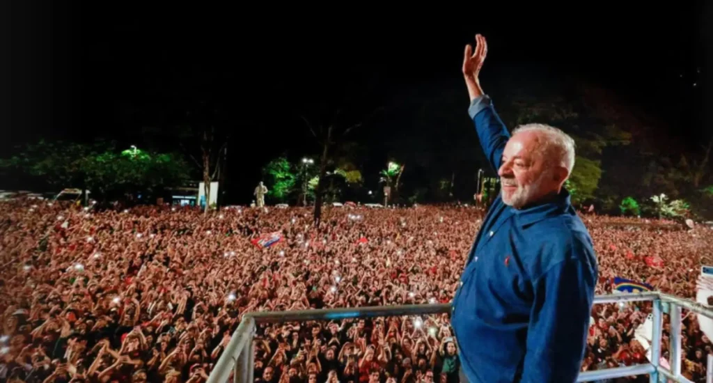 Central celebra os 81 anos de Lula
