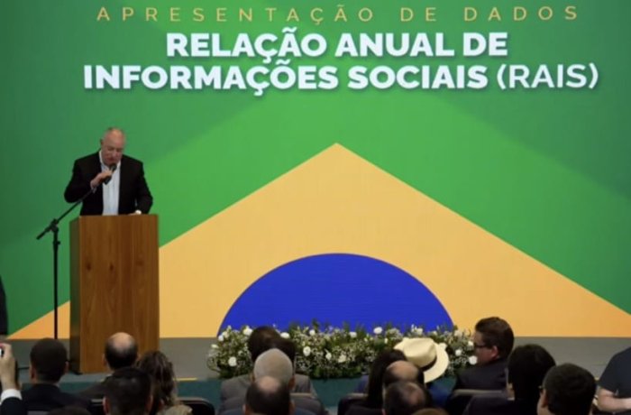 Rais registra criação de 10 milhões de empregos