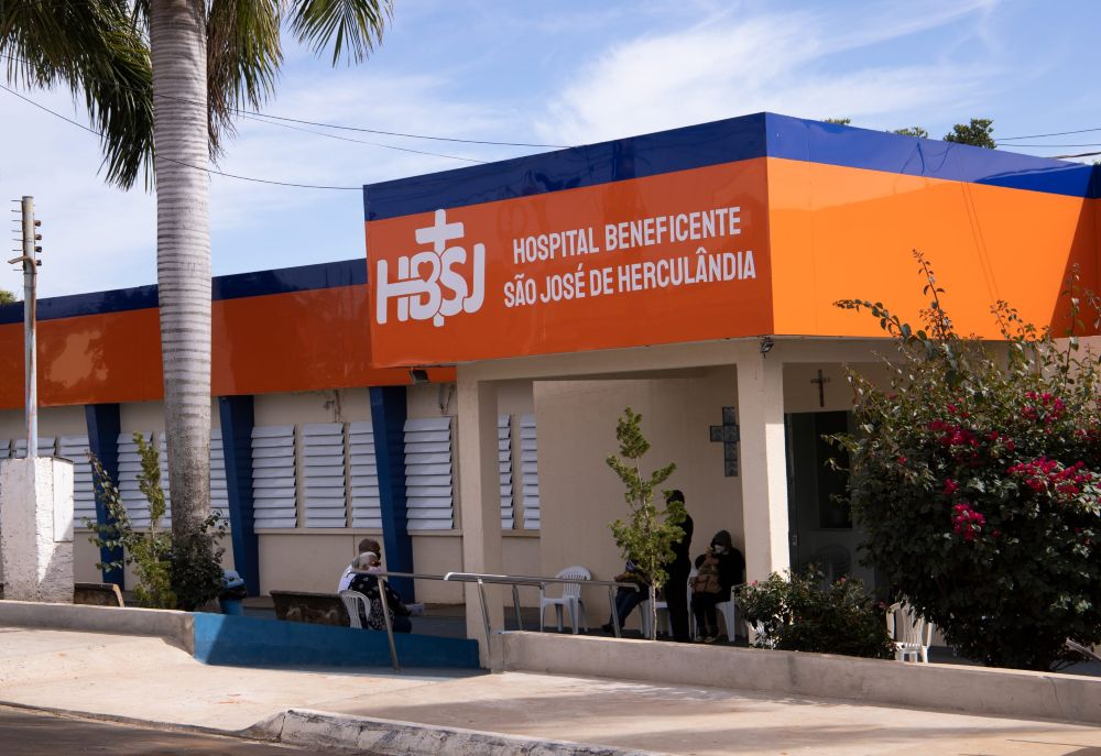 HERCULÂNDIA: Sinsaúde garante 5% de reajuste salarial, 10% no vale-cesta e folga aniversário para trabalhadores do Hospital São José 