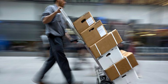 Fim da "taxa das blusinhas" para compras até US$ 50 agora é lei