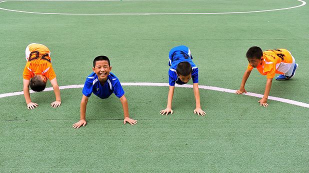 Pediatras lançam recomendações de exercício físico em crianças e bebês