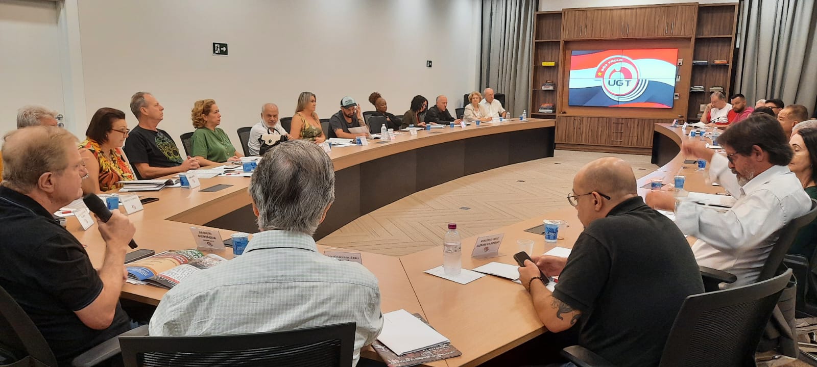 Diretores da UGT-SP debatem propostas de mudanças no sindicalismo para apresentar no Congresso Estadual