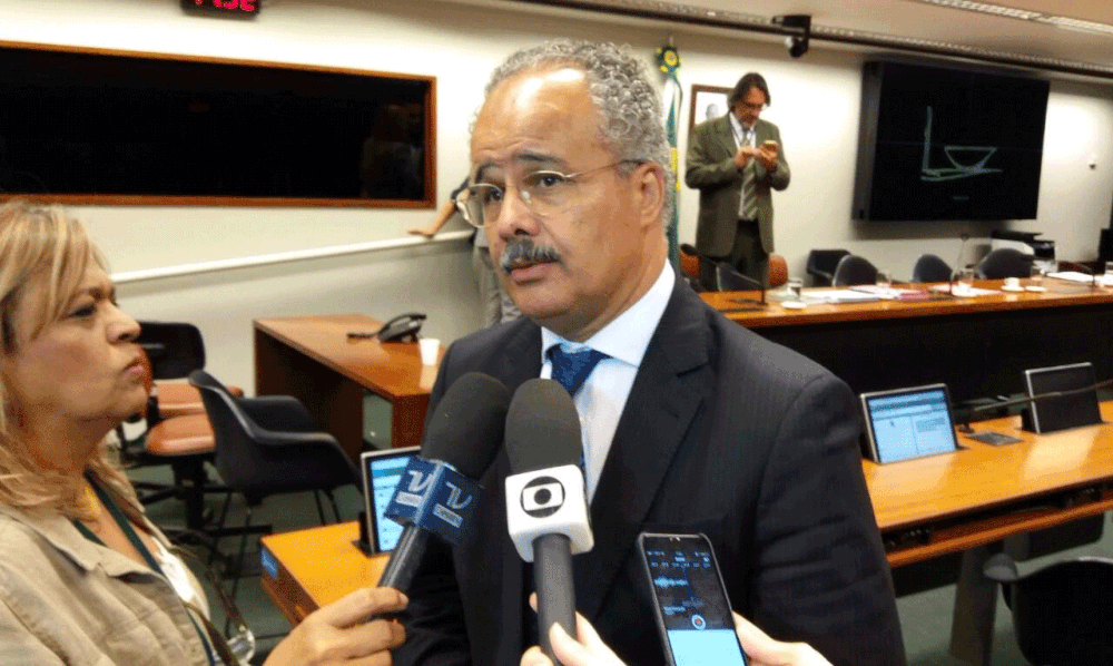 Relator da reforma política na Câmara apresenta novo texto a fim de aprovar fundo eleitoral