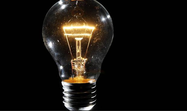 Conta de luz ficará mais cara em outubro com bandeira vermelha