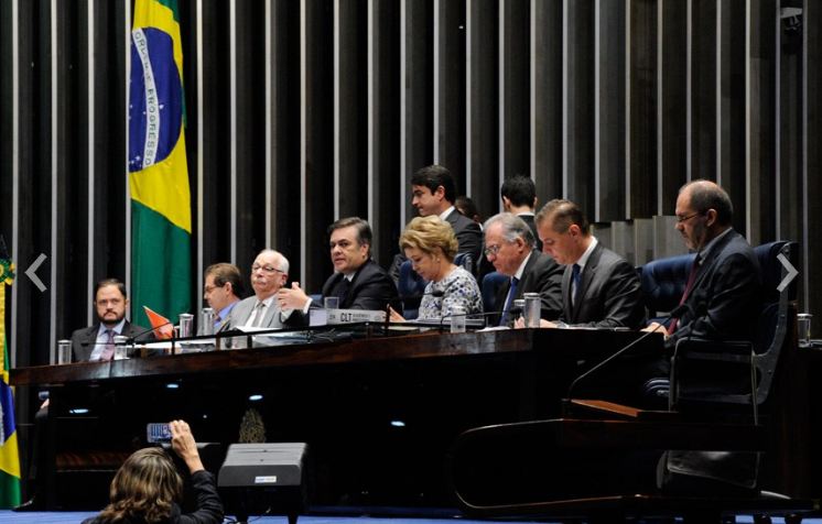 Sessão temática em Plenário mostra divisão sobre reforma trabalhista