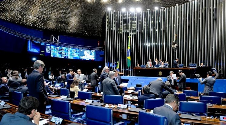 Urgência deve ser o primeiro ponto da reforma trabalhista discutido no Senado